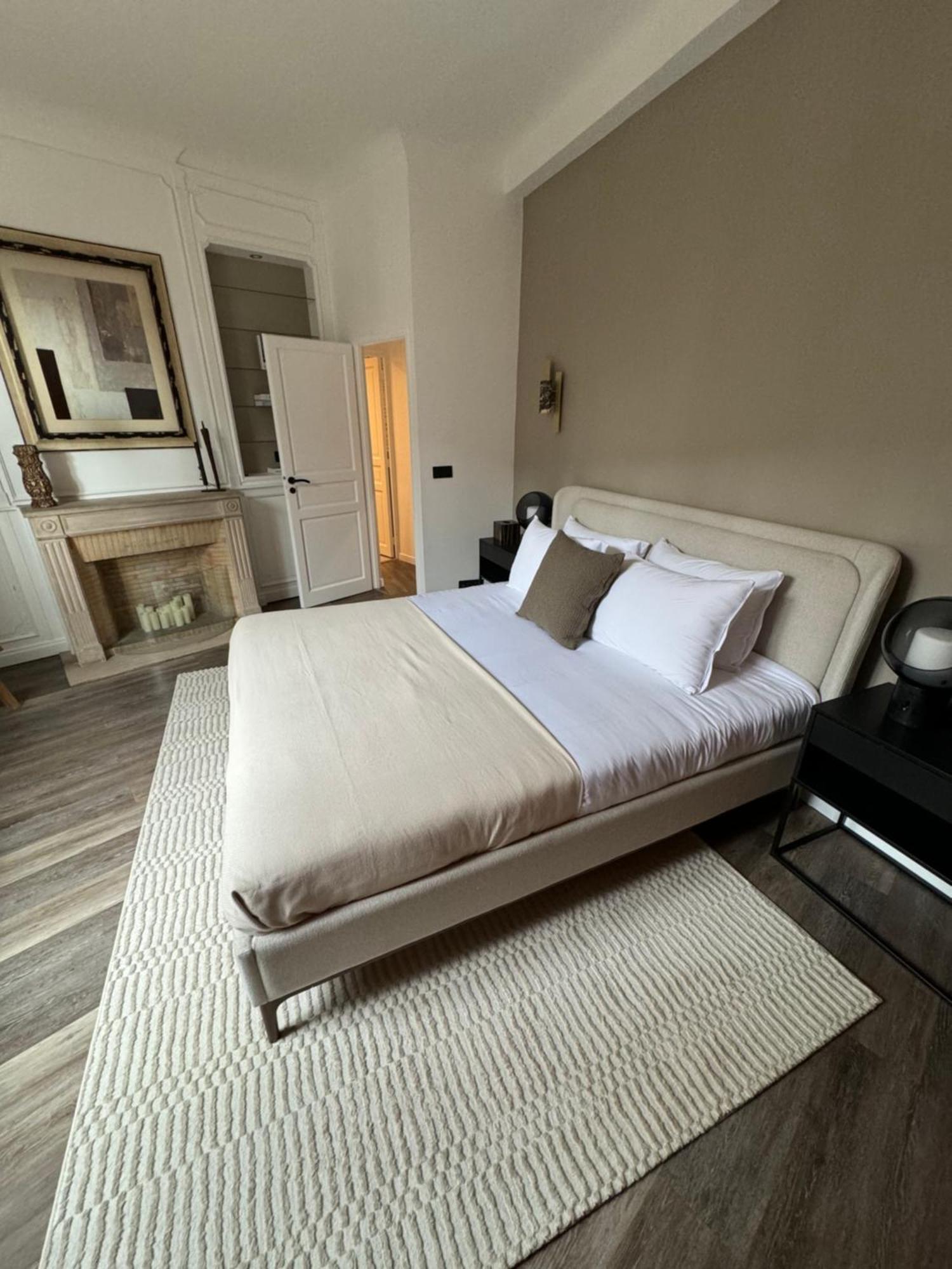 Signature Champs Elysees Paris Ngoại thất bức ảnh